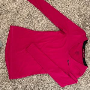2 long sleeve Nike work out tops